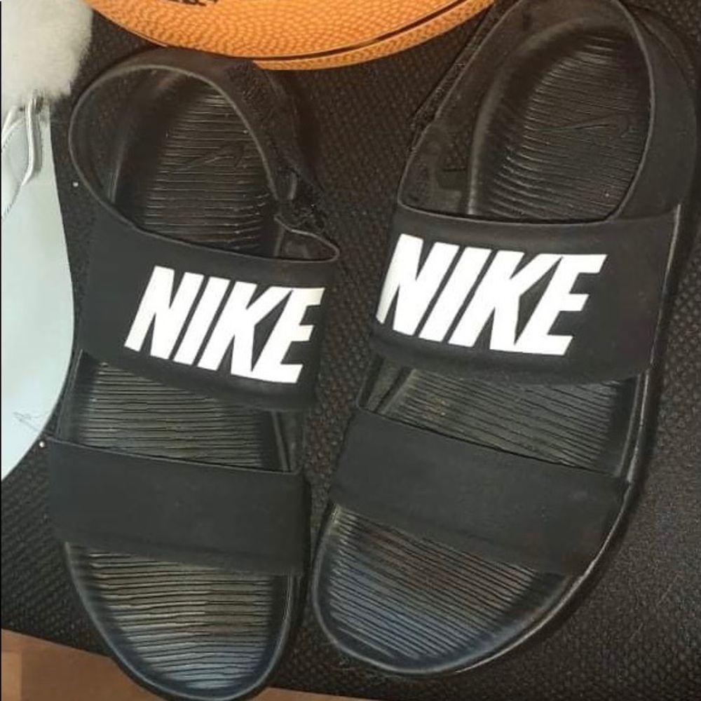 Women’s Nikes
